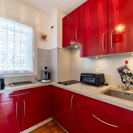 Daire L'alicastre-5 By Interhome *