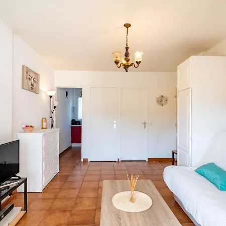 Daire L'alicastre-5 By Interhome