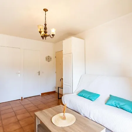 Daire L'alicastre-5 By Interhome *